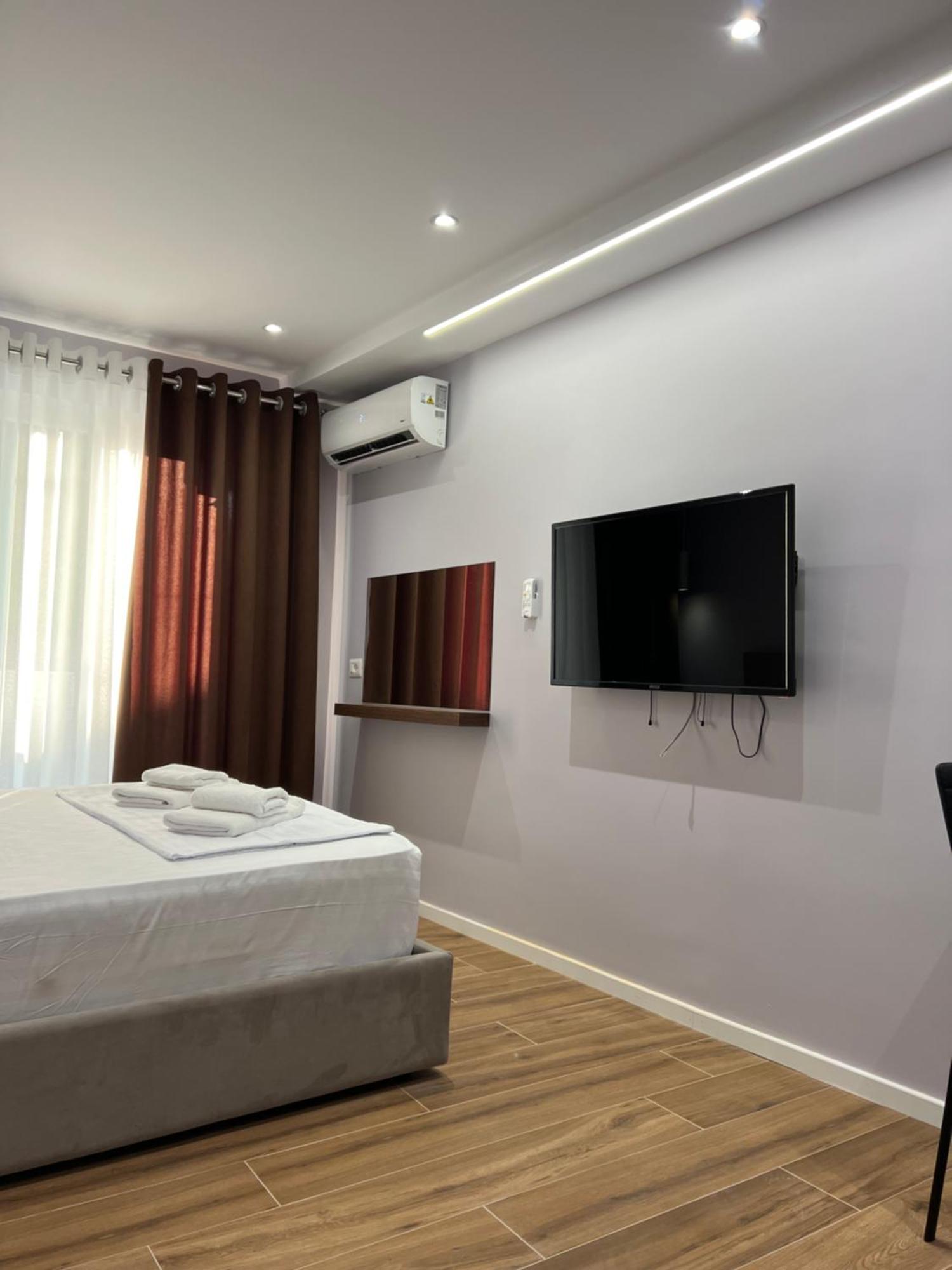 Tirana Central Stay Eksteriør billede